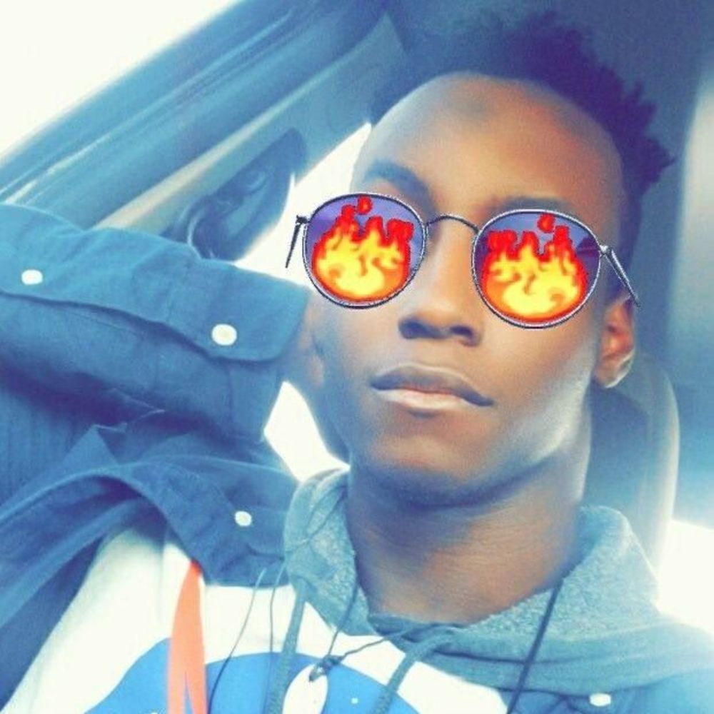 Meet your Posher, Gamal